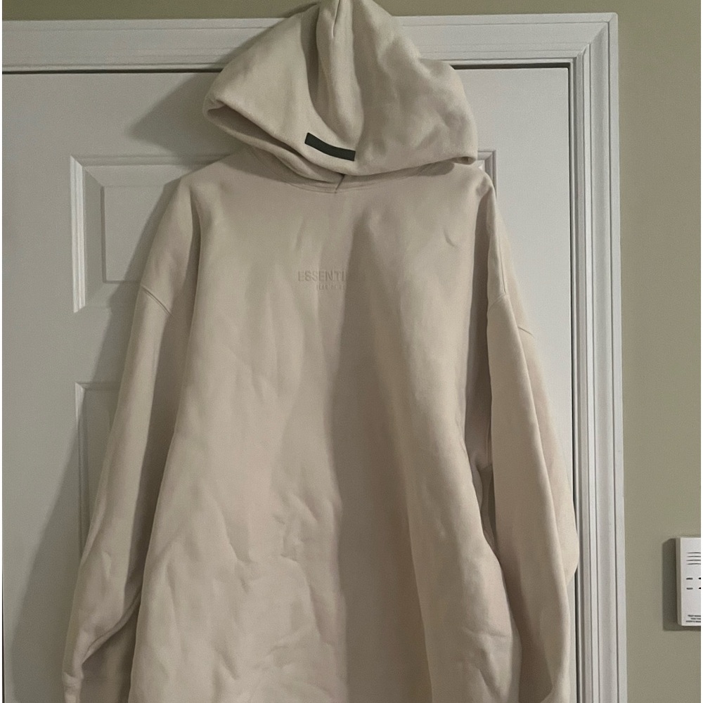 Men’s XL Off-white Essentials Hoodie